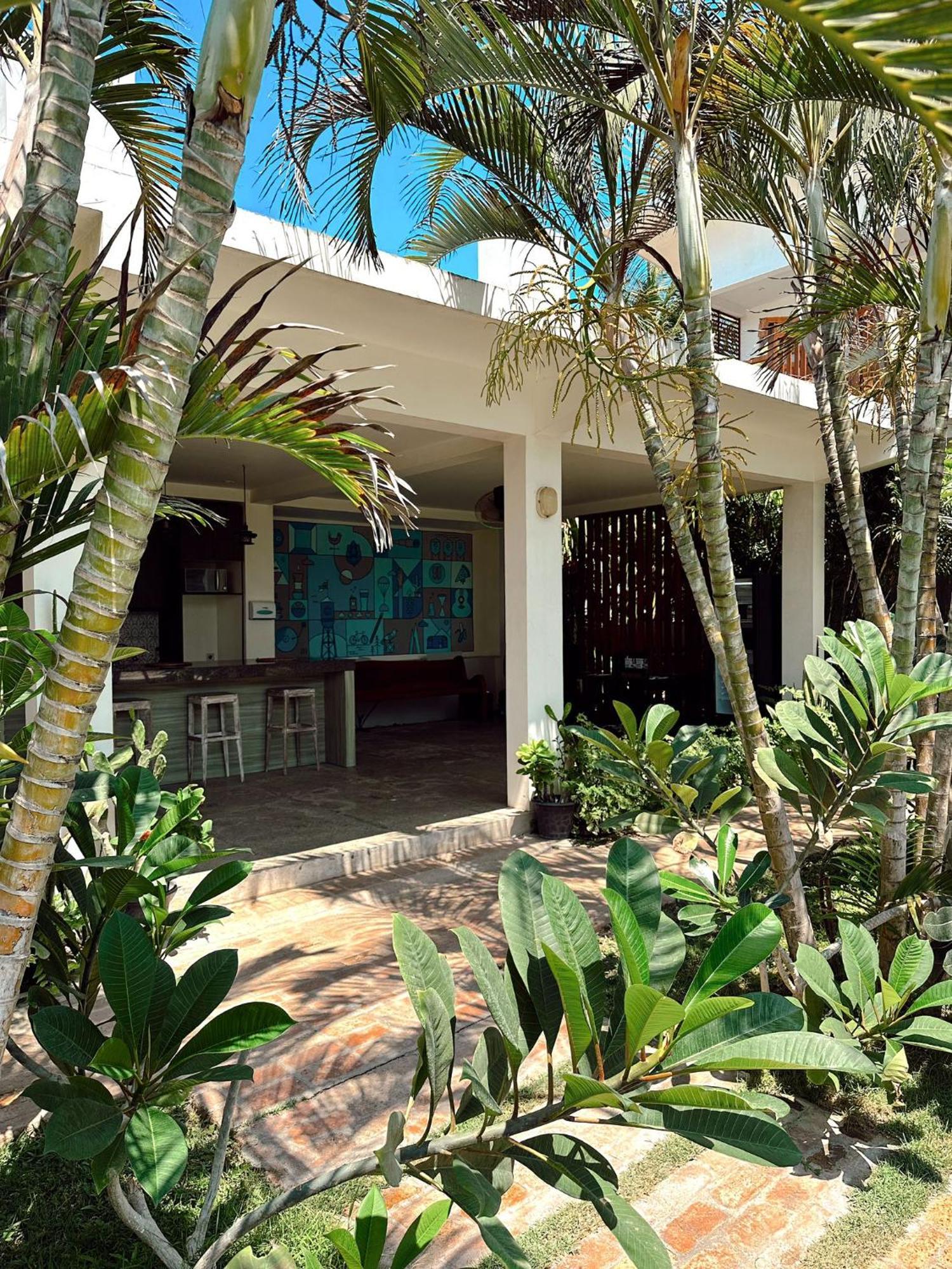 Hi5 Kuta Hotel Kuta  Exterior foto