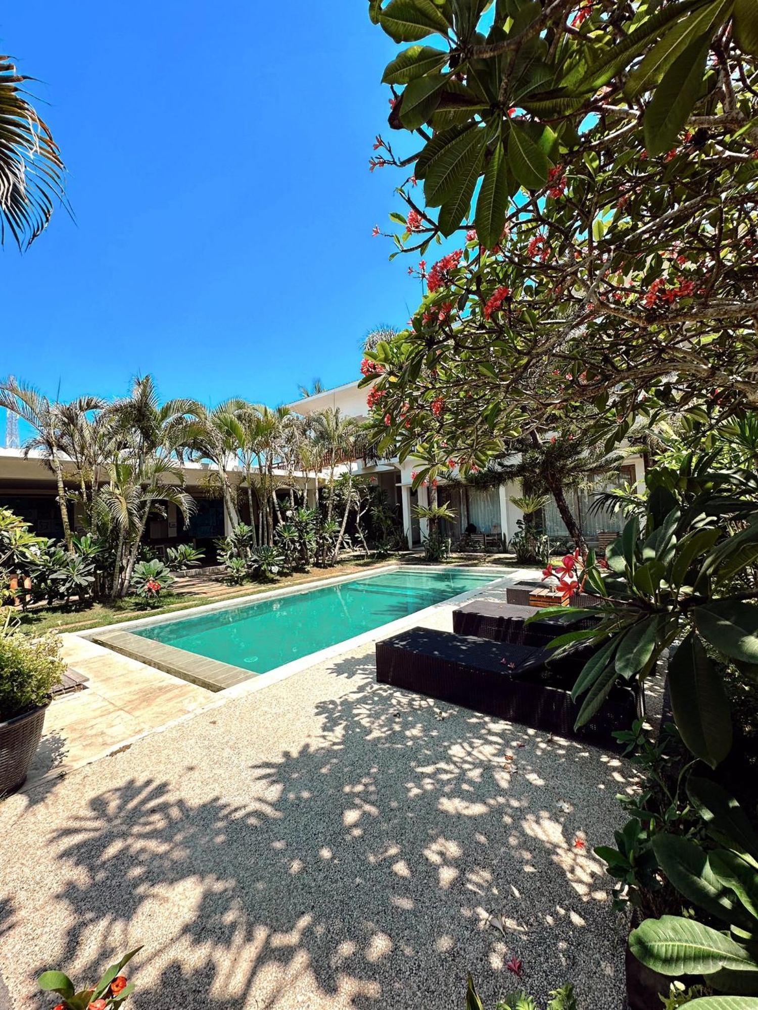 Hi5 Kuta Hotel Kuta  Exterior foto