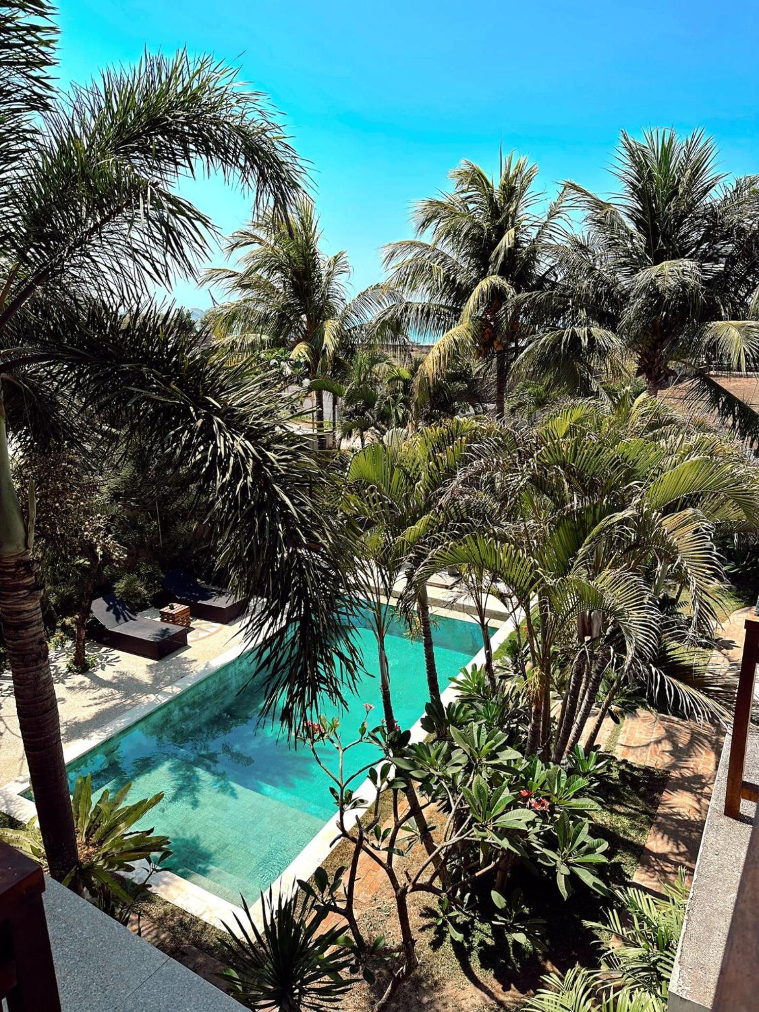 Hi5 Kuta Hotel Kuta  Exterior foto
