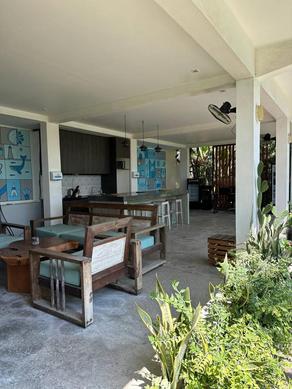 Hi5 Kuta Hotel Kuta  Exterior foto