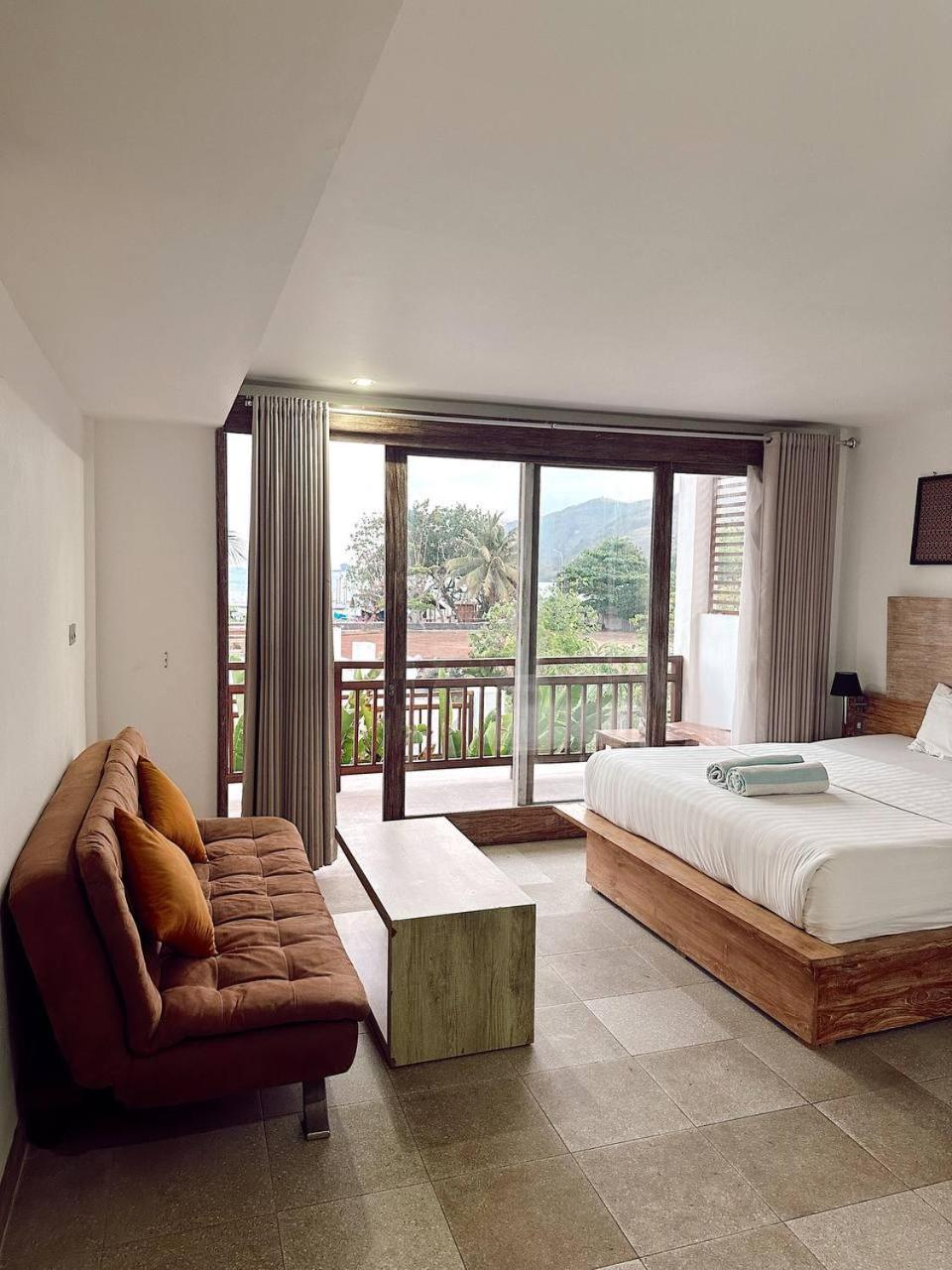 Hi5 Kuta Hotel Kuta  Quarto foto